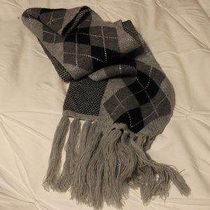 New York & Company Gray & Black Neck Scarf